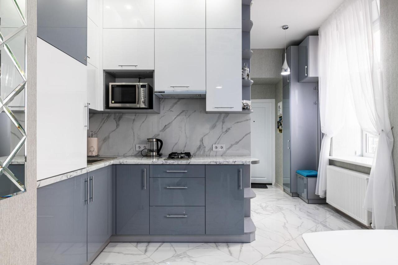 Rynok Square City Center Two Bedroom Apartment! 利沃夫 外观 照片